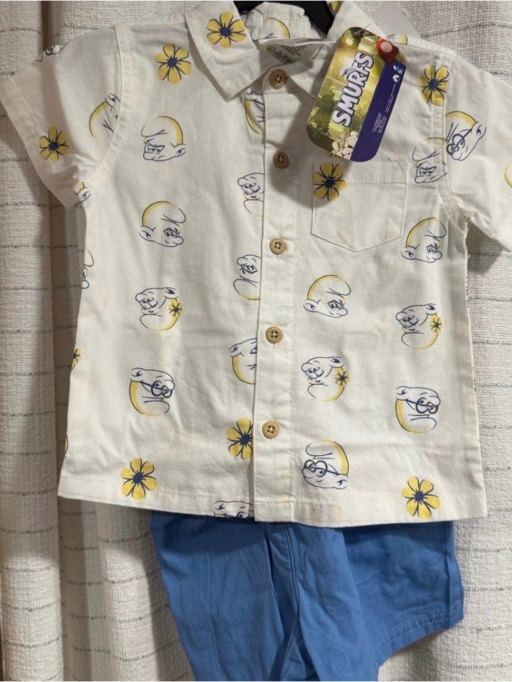 Smurfs Short Sleeve Button-Up Shirt and blue shorts set - Kids
